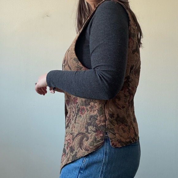 Express Brown Floral Tapestry Vest - Picture 3 of 8